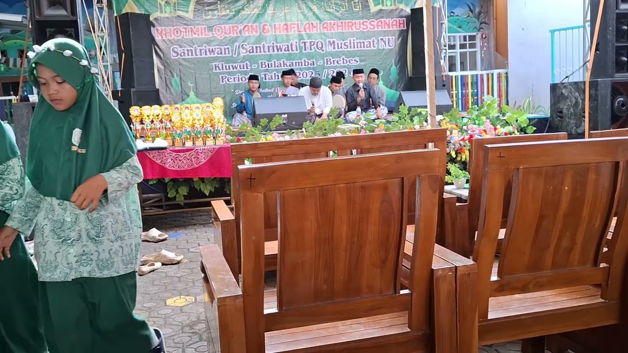 Hadroh Pra Acara Khotmil Qur'an TPQ Muslimat NU Kluwut