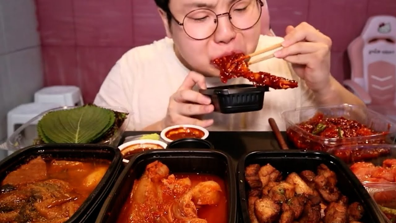 뚜란) 배달평점5점 삼겹살 양념게장 순살감자탕 명란젓 먹방 Seasoned Crab Meat Pork Belly Salted Cod Roe korean Mukbang Asmr