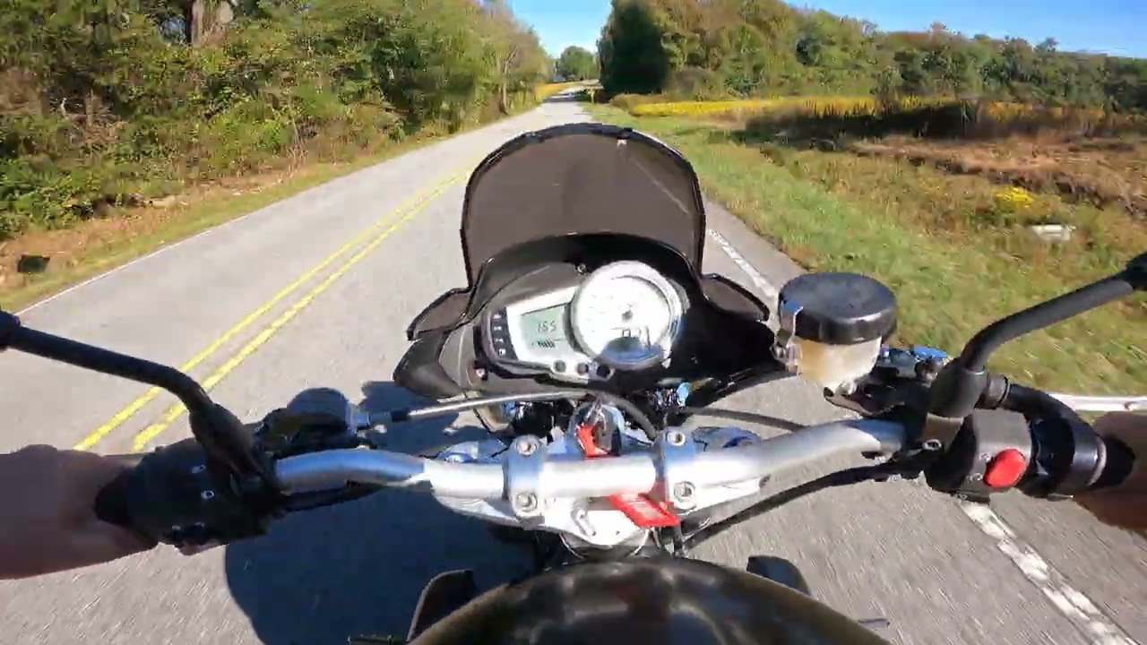 2009 Triumph Speed Triple 1050 Riding Video