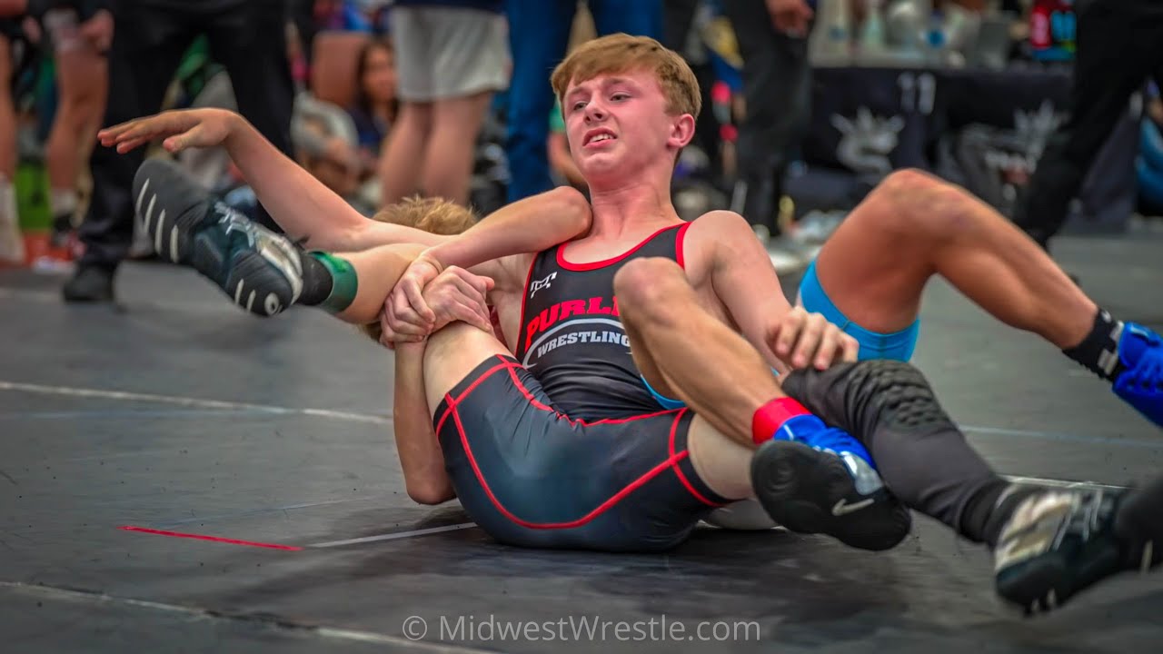 106 – Tyson Waughtel {G} of Carlyle IL vs. Brady Phelps {R} of Schaumburg IL