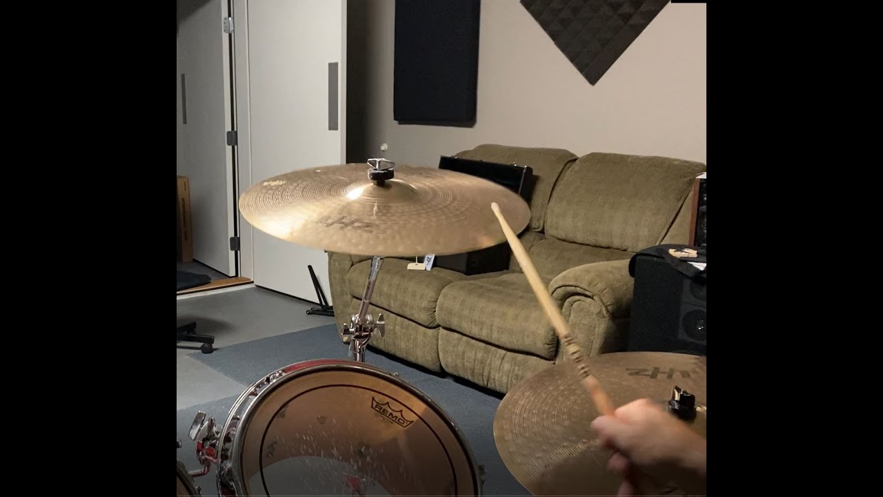 Alesis SR 16 and real drum comparison