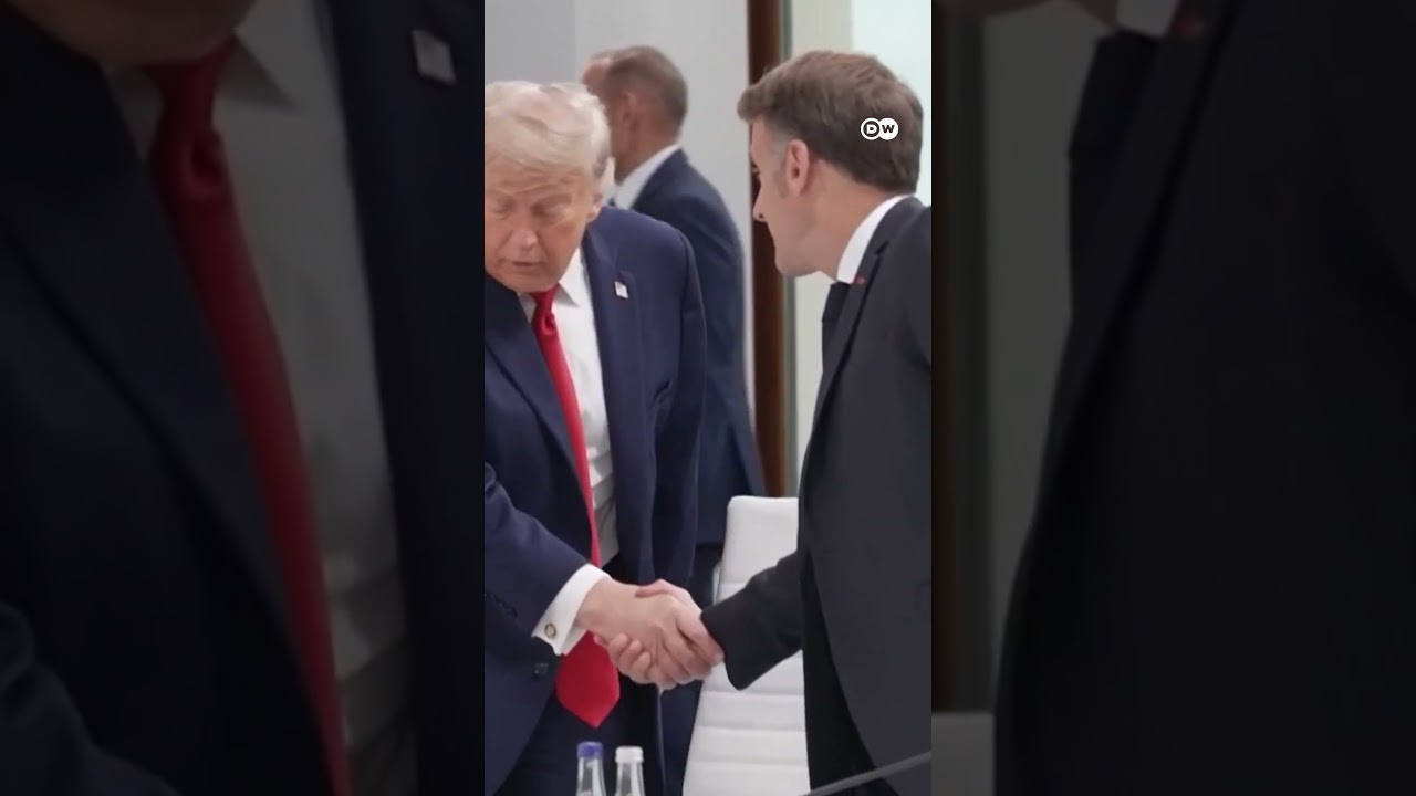 Trump jokes 