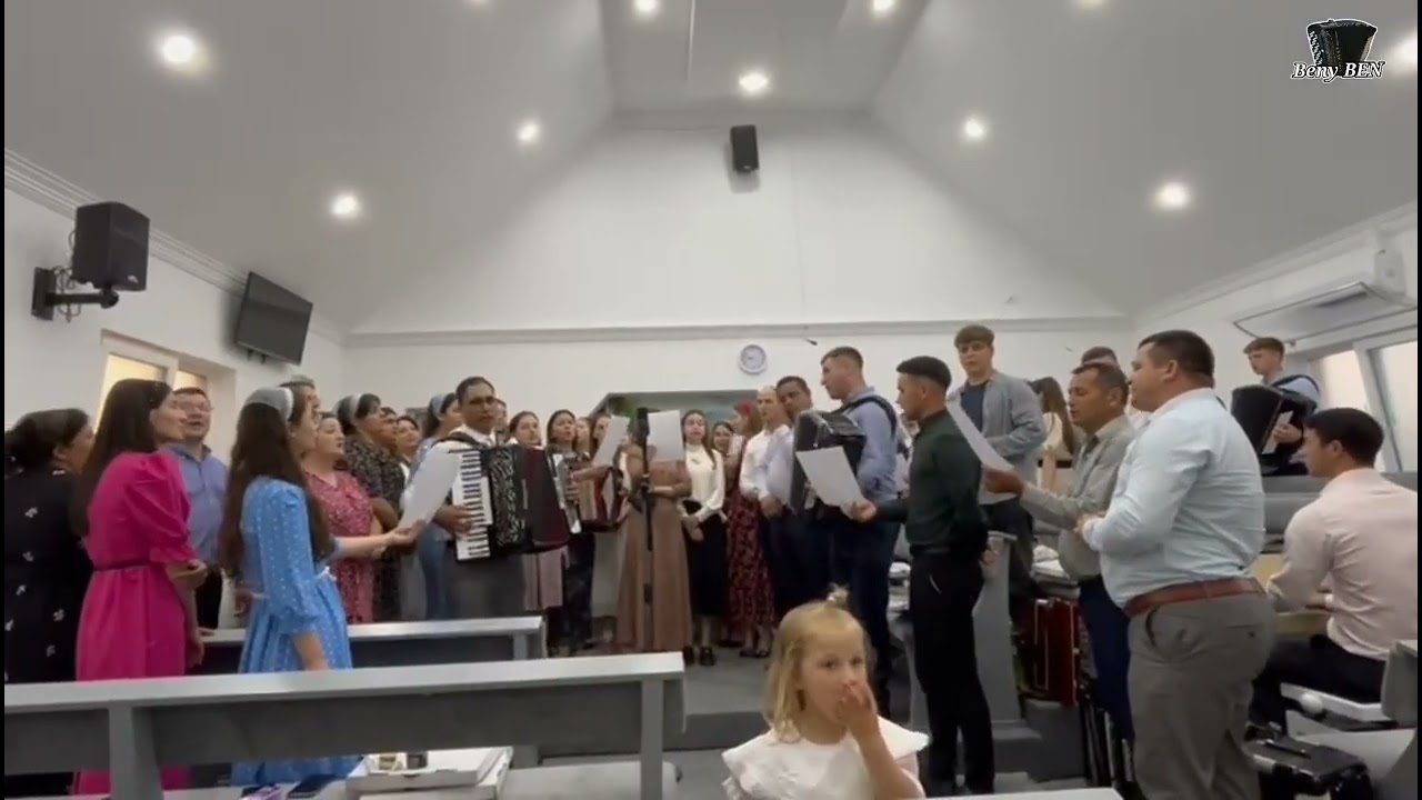 Dorin Bran cu tinerii din Tudor și Pătrăuți ~ Voi, israeliți din vale...
