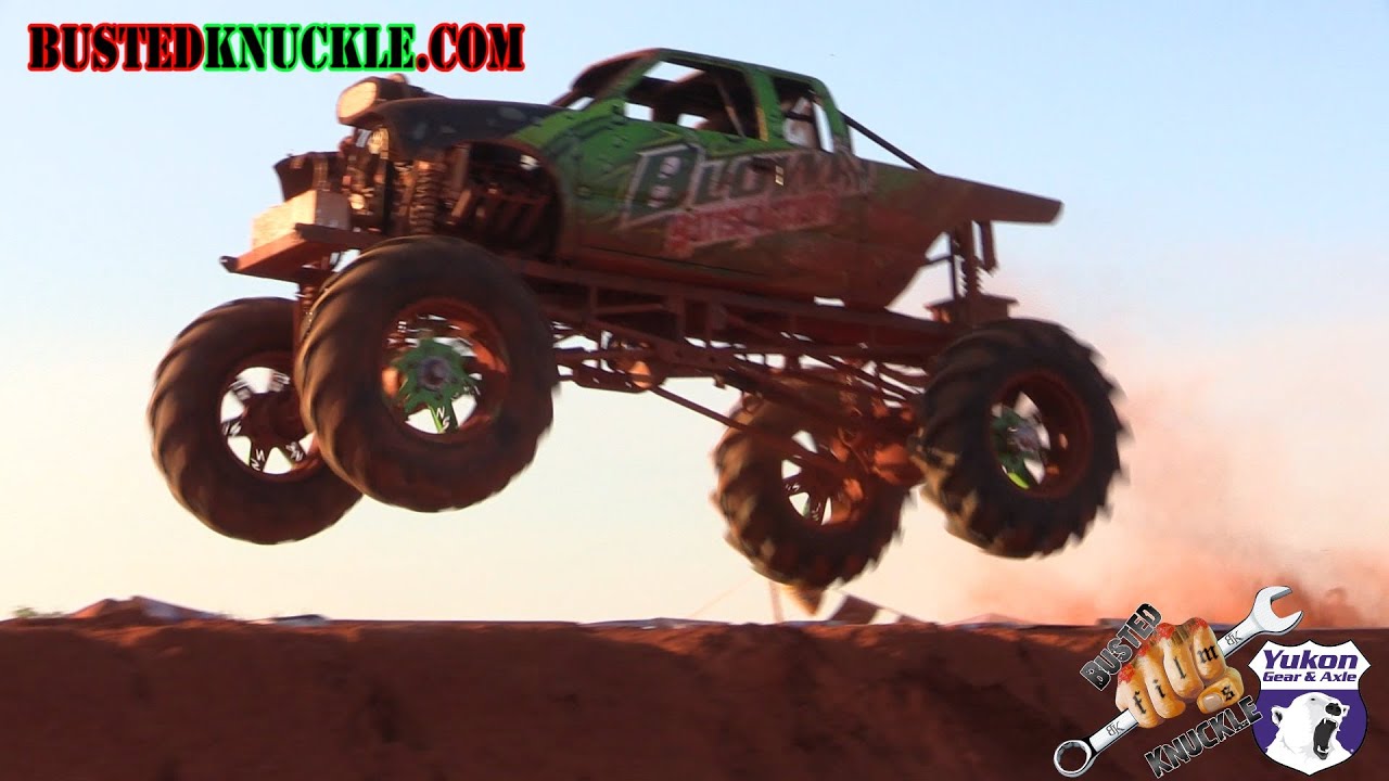 2000HP BLOWN SATISFACTION MUD TRUCK RACING