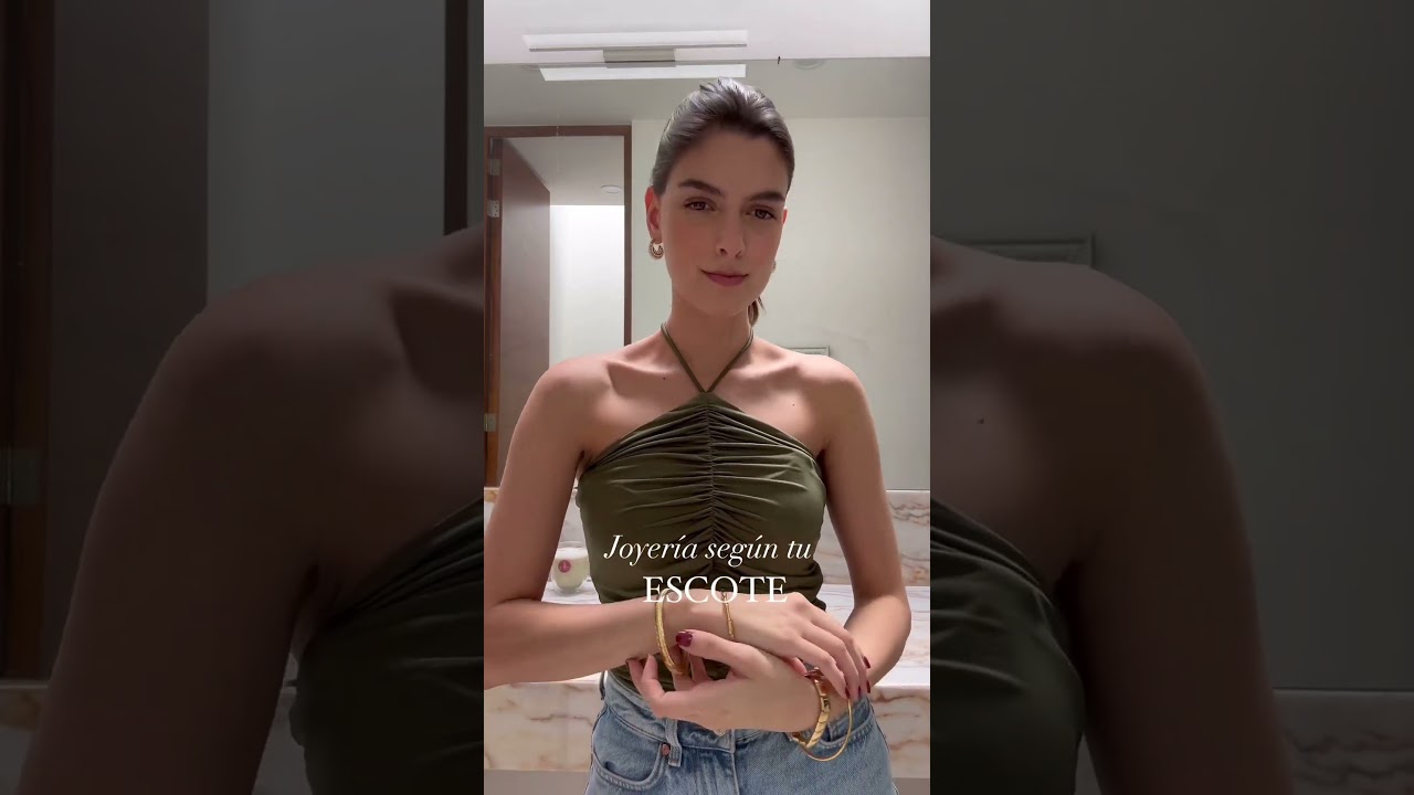 Joyer&iacute;a seg&uacute;n tu escote ✨😍 la nueva colecci&oacute;n est&aacute; aqu&iacute;  y aprovecha el Mi&eacute;rcoles de env&iacute;o gratis