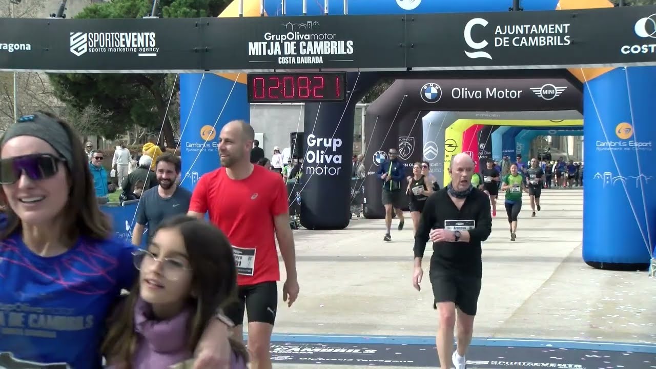 Arribada 2h 05 fins a 2h 10 Mitja de Cambrils 2026