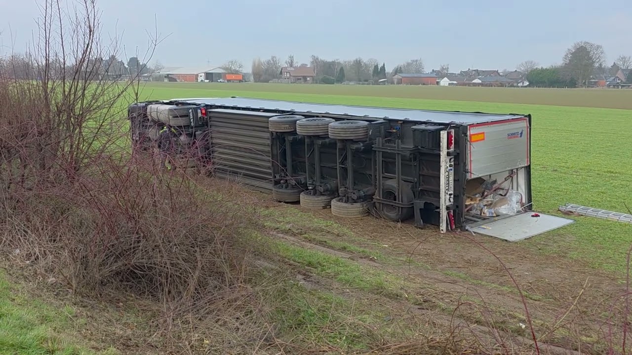 LKW Unfall auf der A46 zwischen Mönchengladbach und Erkelenz