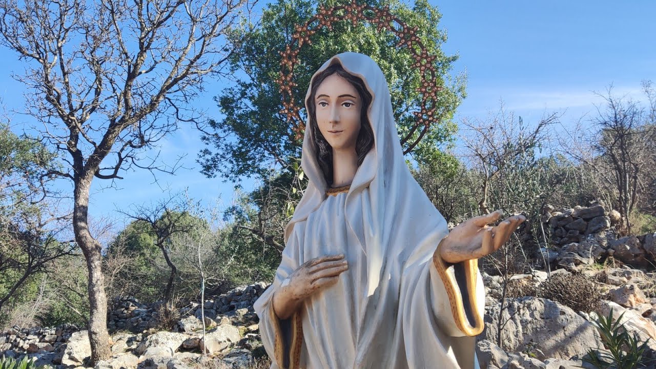 Que esta pasando en los Cruces Azules en Medjugorje | 12 de Enero 2023