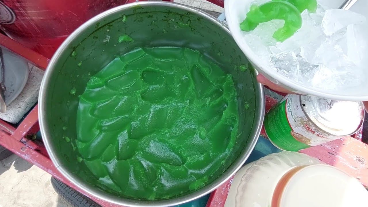 SUDAH JARANG YANG JUALAN !!! ES BUBUR SUMSUM - INDONESIAN TRADITIONAL FOOD