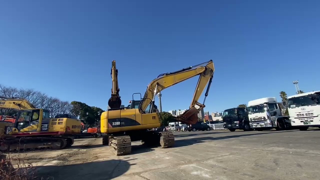 320DRR #RBL010XX, 2012 year model, 9,604 hours