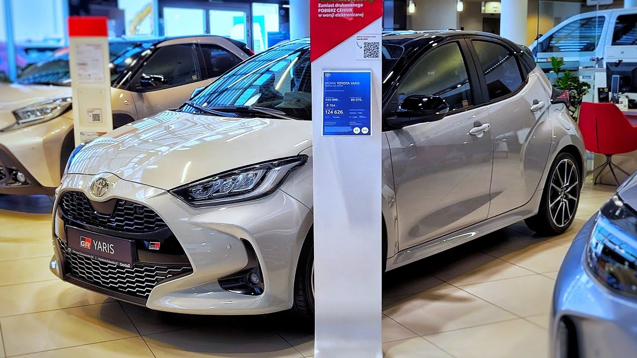 Toyota Yaris GR Sport 2025 - Визуальный Обзор Автомобиля