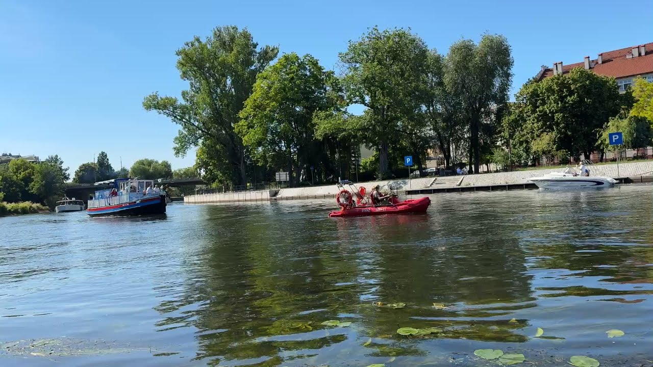 Ster na Bydgoszcz, parada jednostek pływających na Brdzie