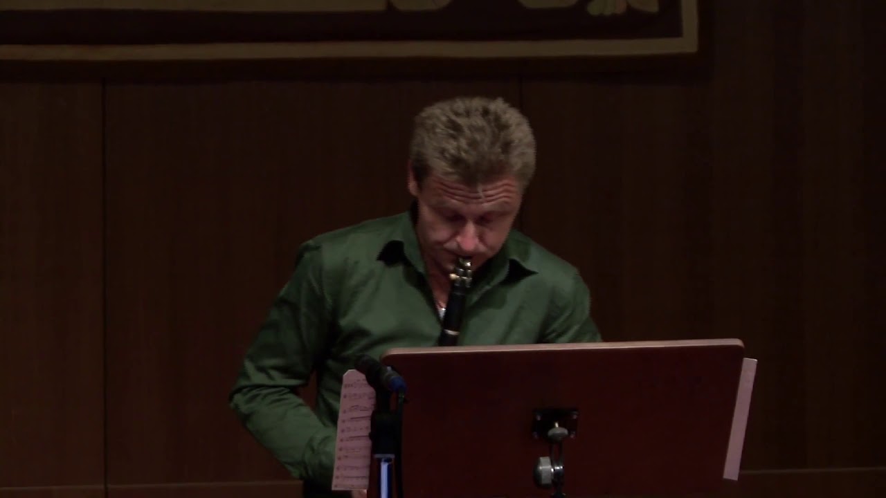 FRANCISCO BRITO: El Mirlo , Fantasy for solo clarinet, RADOVAN CAVALLIN Clarinet