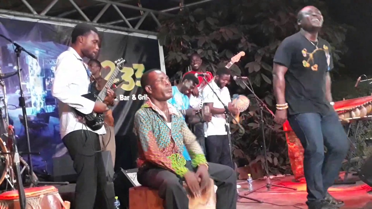 Dela Botri and hewale Sounds
