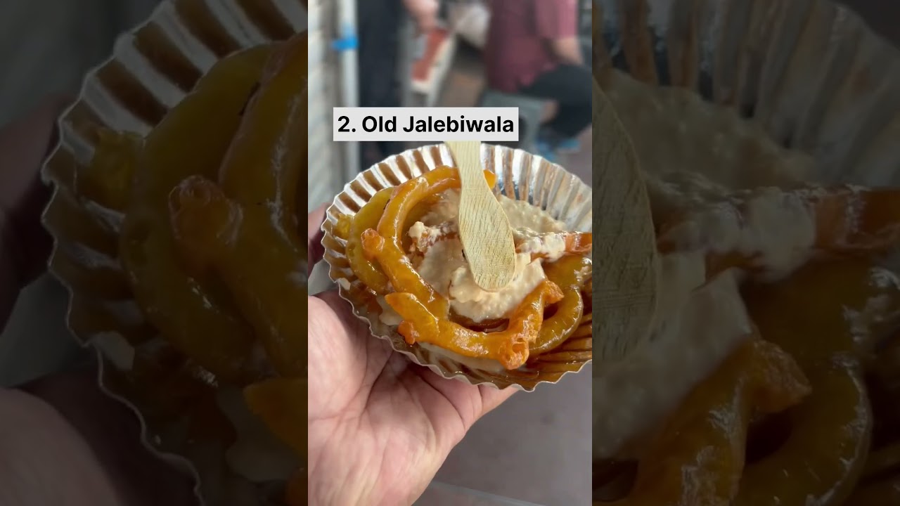 5 Unique Sweet Shops Of Old Delhi 😍#puranidelhi #chandnichowk #sweets #food #viral