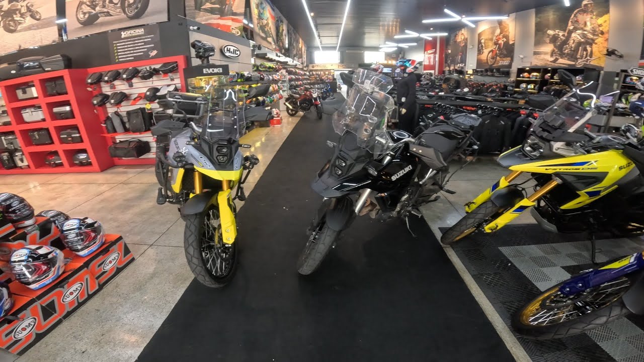 V-STROM 800 RODA DE LIGA E V-STROM 800DE DIFERENÇA QUE VC NÃO SABIA! DIFERENÇA DE PREÇO...