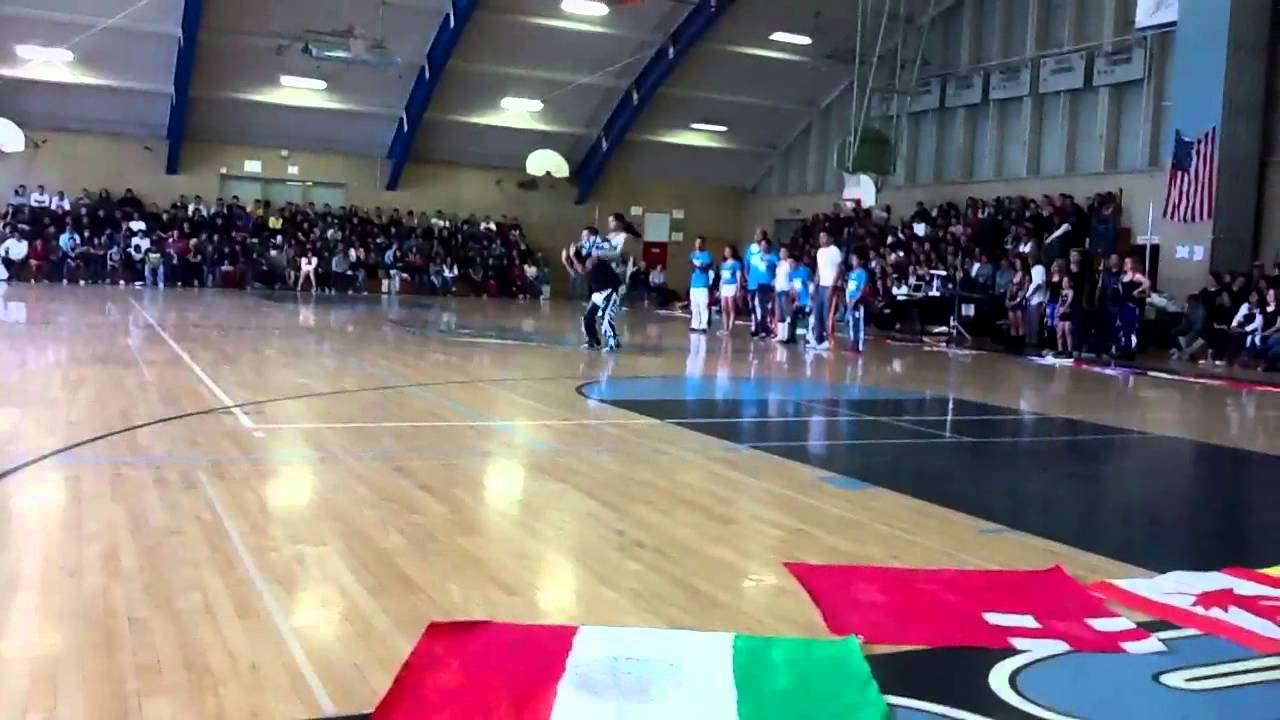 Mac daddys quebradita performen en tennyson high school ral