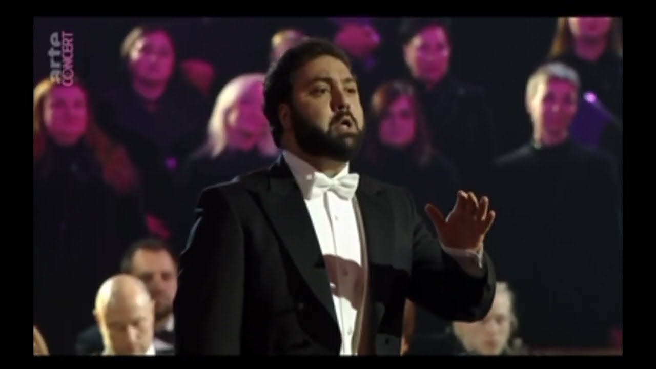 Liparit Avetisyan - E la solita storia (Lamento di Federico)