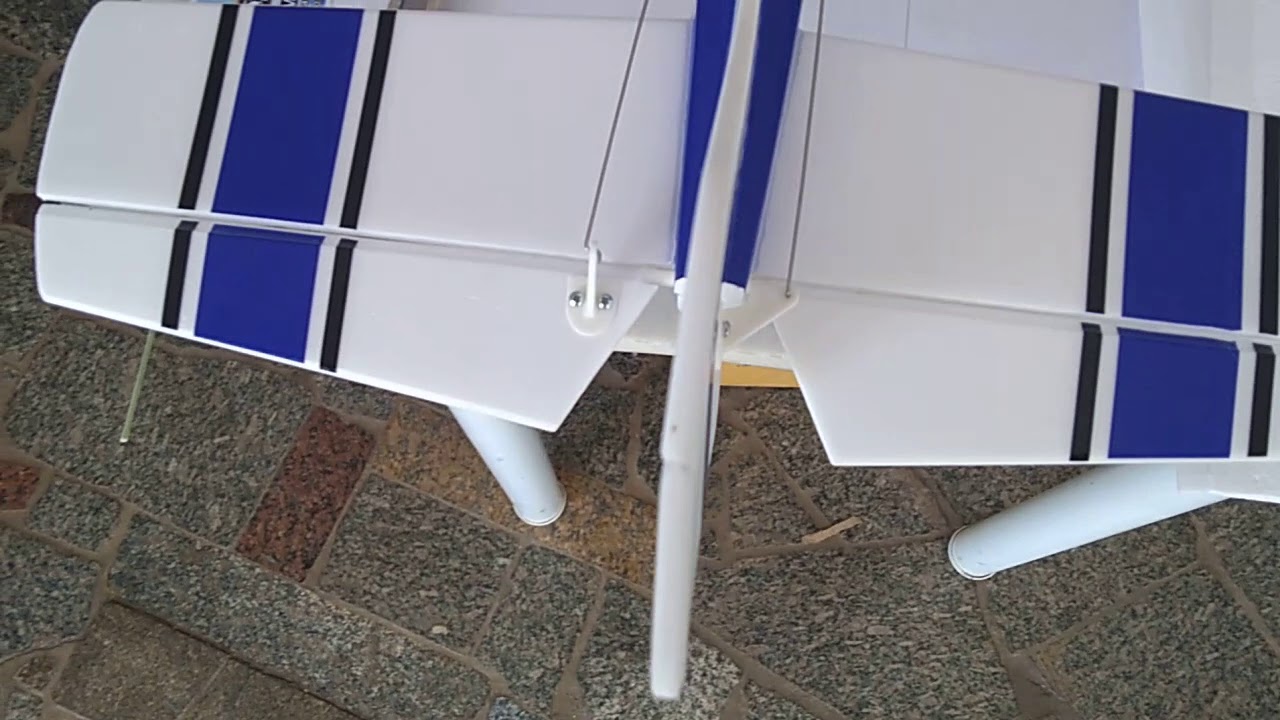 Instalação da Linkagem no Aeromodelo Elétrico Cessna Skylane 1100mm De Asa da Horizon Aeromodelos.