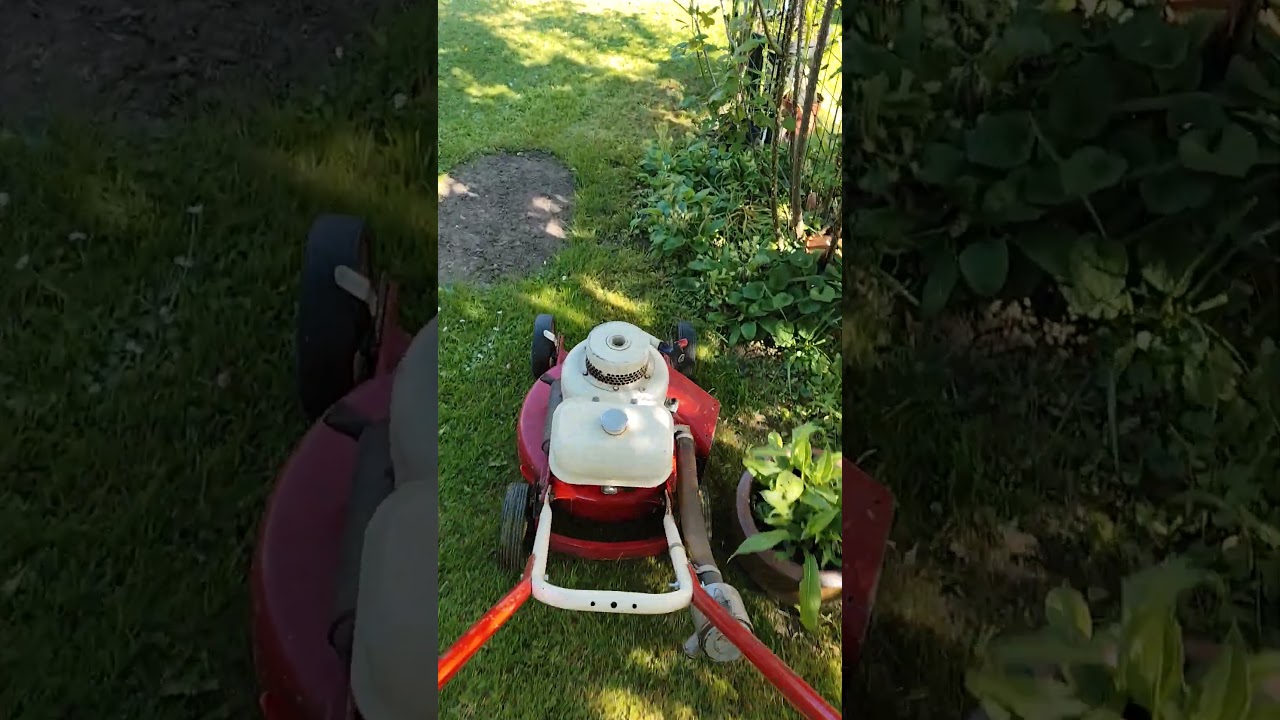 Saba 2-Takt Oldtimer Rasenmäher Mower in Betrieb