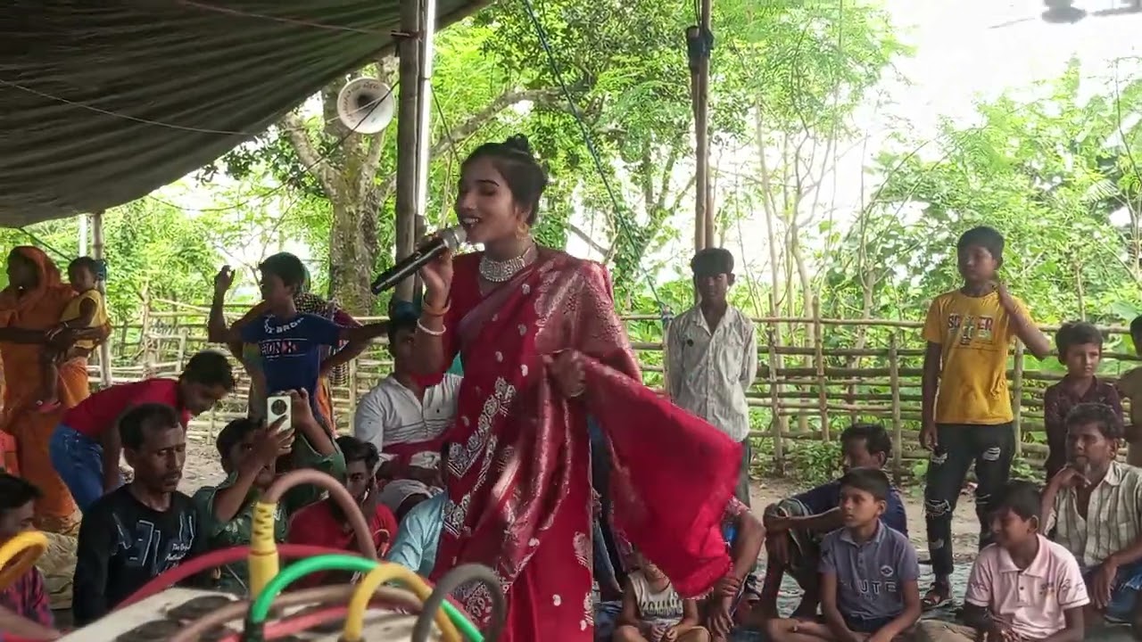 ওদের বাঁশের বাঁশি 🎹বাজে তোরা গান 📷 মহাবুল শিল্পী🥁