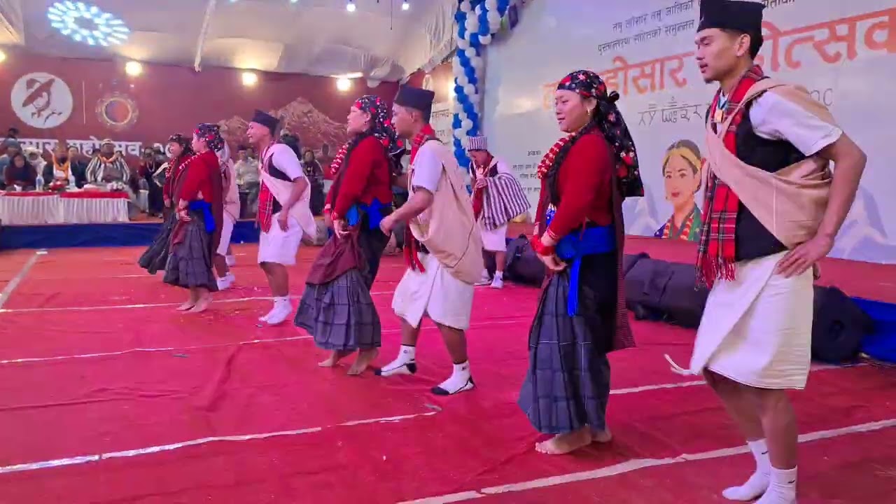 Beautiful dance in Gurung song || Tamu Lhosar 2082