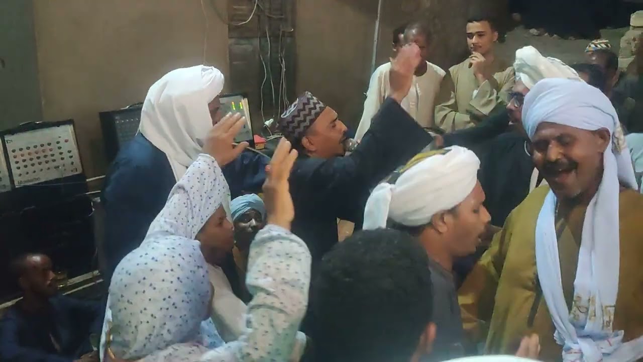الشيخ محمد حسن الجازولي مولد السيده زينب بكوم امبو البصالي  اداء عالي الدقه