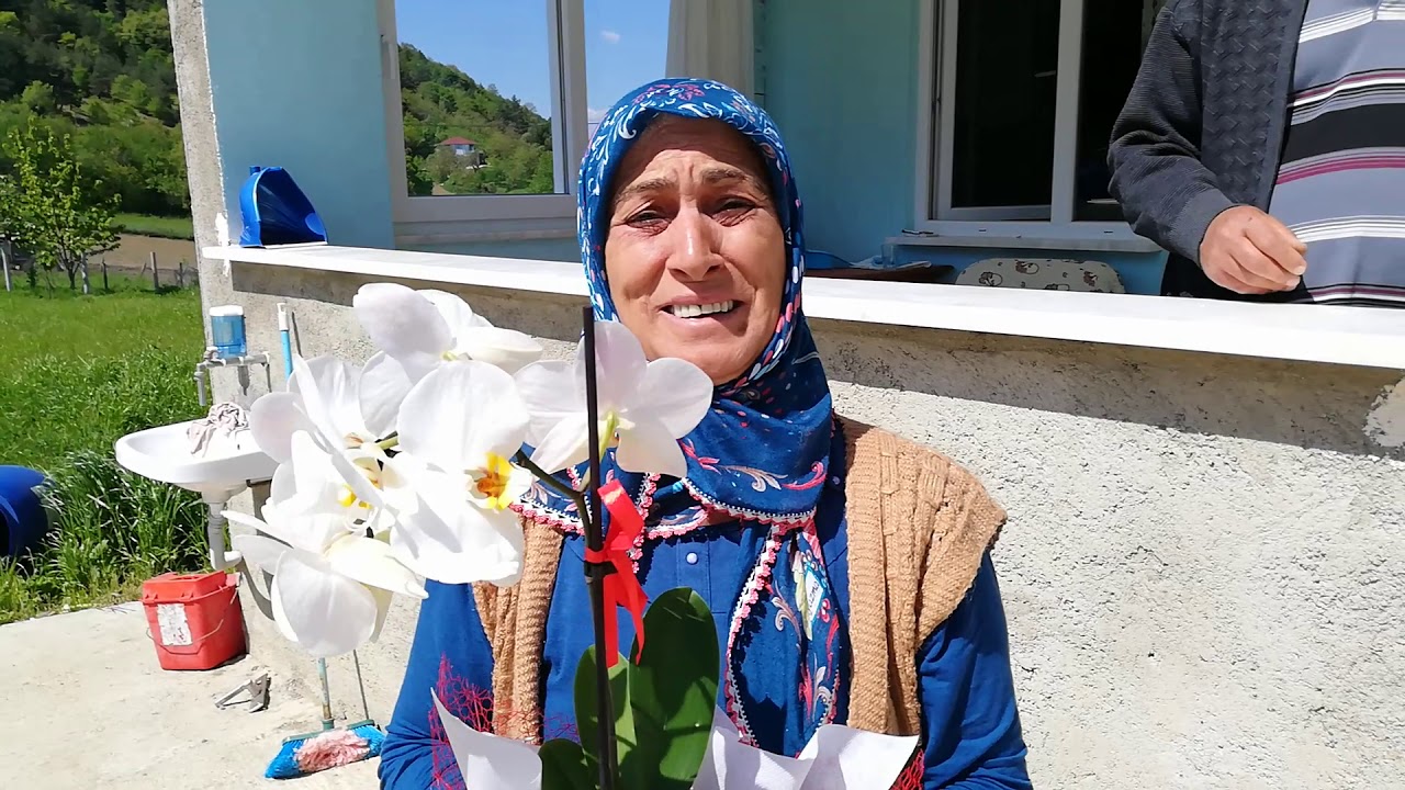 Anneler g&uuml;n&uuml;ne &ouml;zel Erfelek Hasandere k&ouml;y&uuml;nde Bir takip&ccedil;imize spriz yaptık mutlaka izleyin  Erfelek