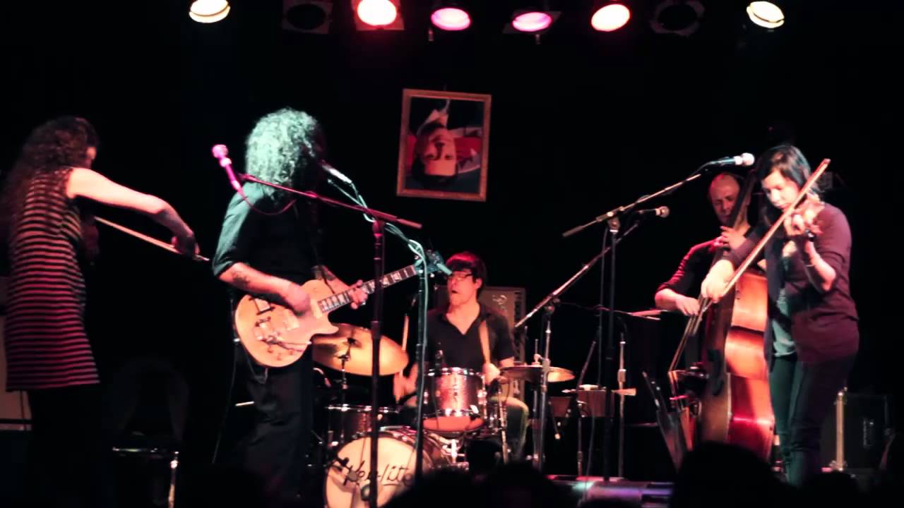 Thee Silver Mt. Zion Memorial Orchestra - There Is A Light (Live at Lee's Palace)