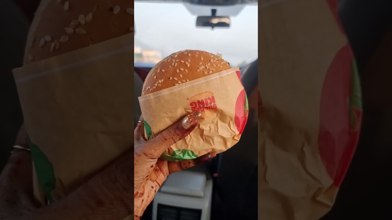 Travel & Burger king 👍 #youtubeshorts #travel #11nov #indian #mumbai