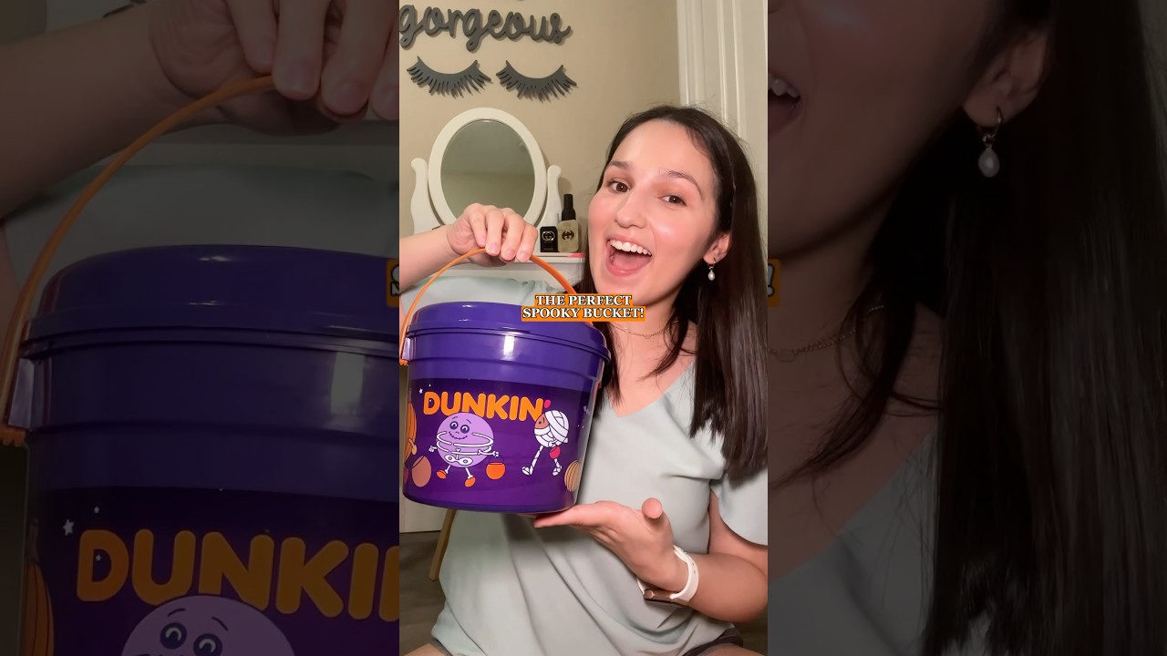 DUNKIN&rsquo; HAS NEW HALLOWEEN BUCKETS🎃🍩 #dunkindonuts