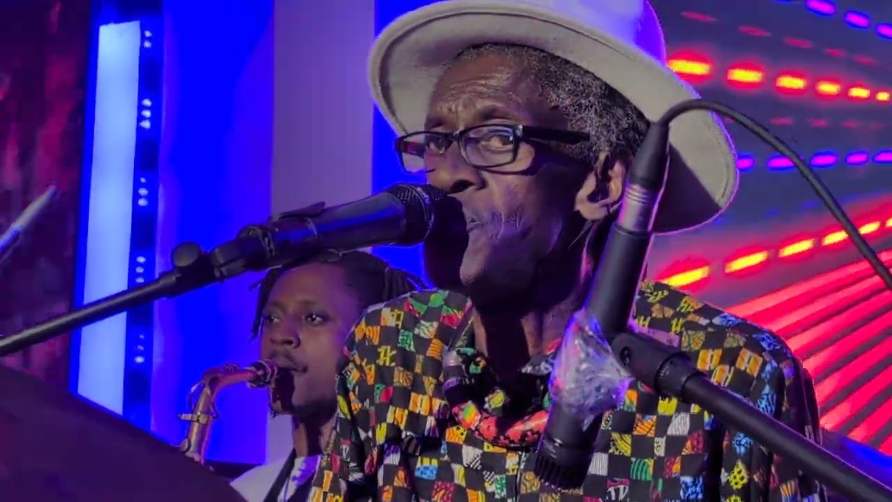 Massamba by #cheikhlo @ #lafiesta