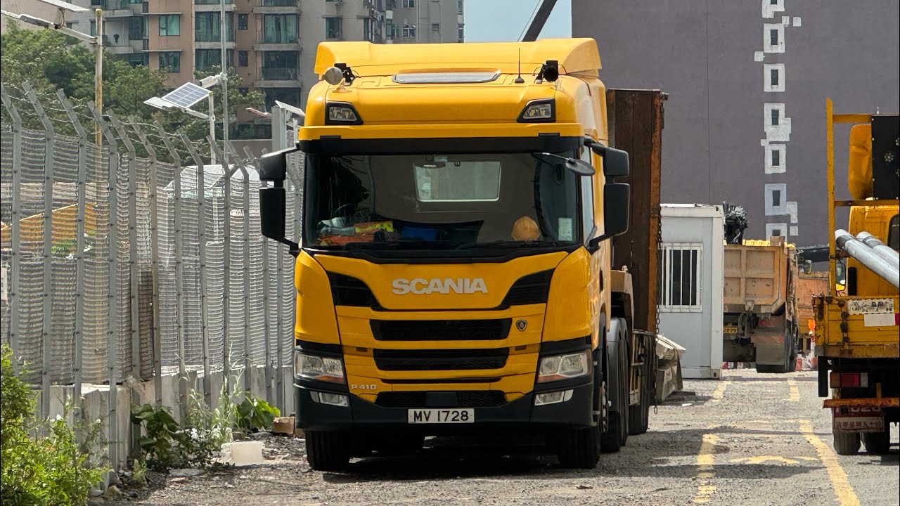 TRUCKS IN HONG KONG OCTOBER 2024 - THE ROADS OF HONG KONG