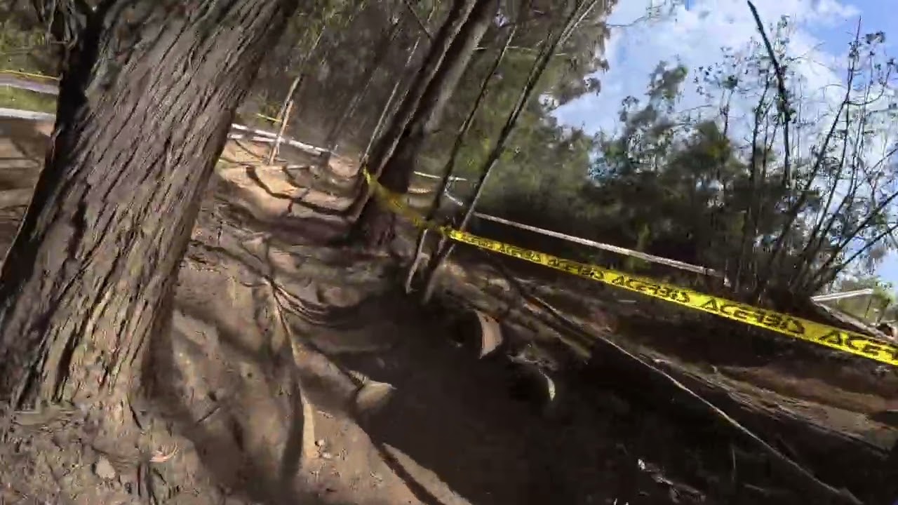 Cross test abordo de BETA300 en la pista offroad