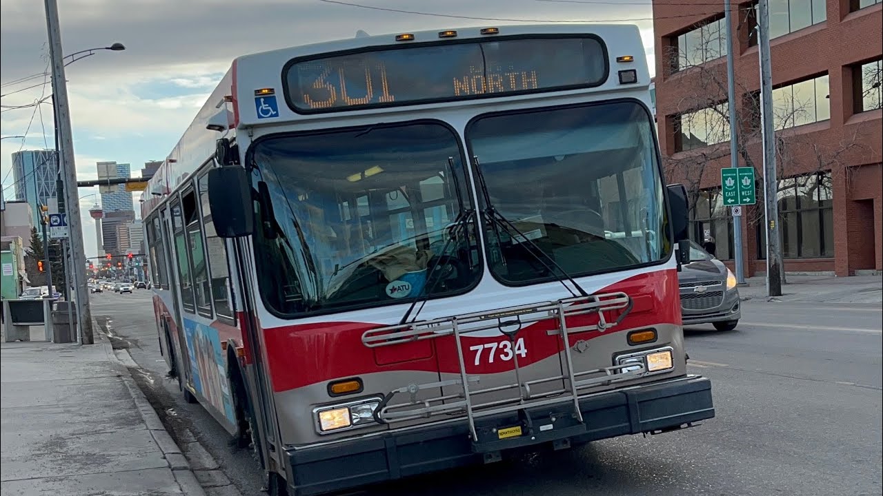 Calgary Transit 2001 New Flyer D40LF - 7734