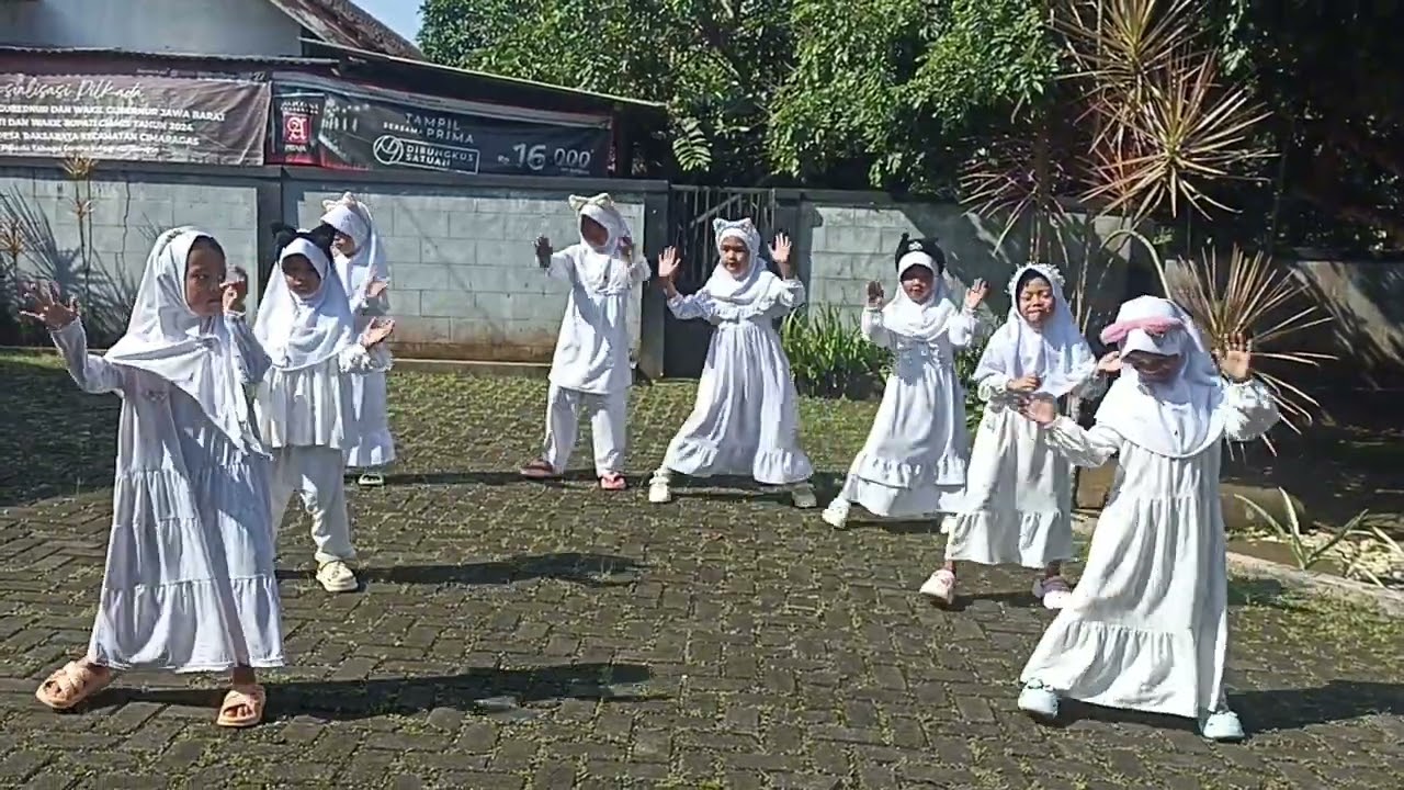 TARI ISLAM TEMA RAMADHAN-RA MIFTAHUL JANNAH KEC. CIMARAGAS