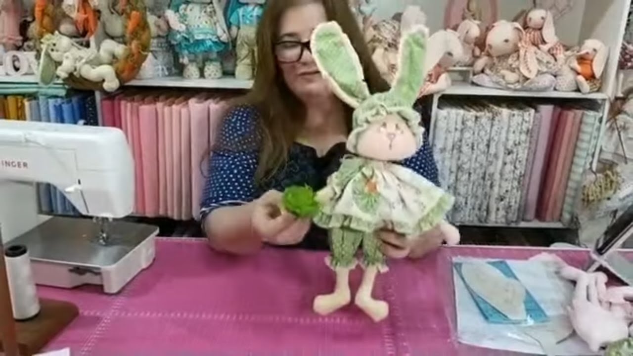 👉 Coelha Hortinha 🐰🥕 | Como Fazer + Moldes Gratuitos – Parte 1/2