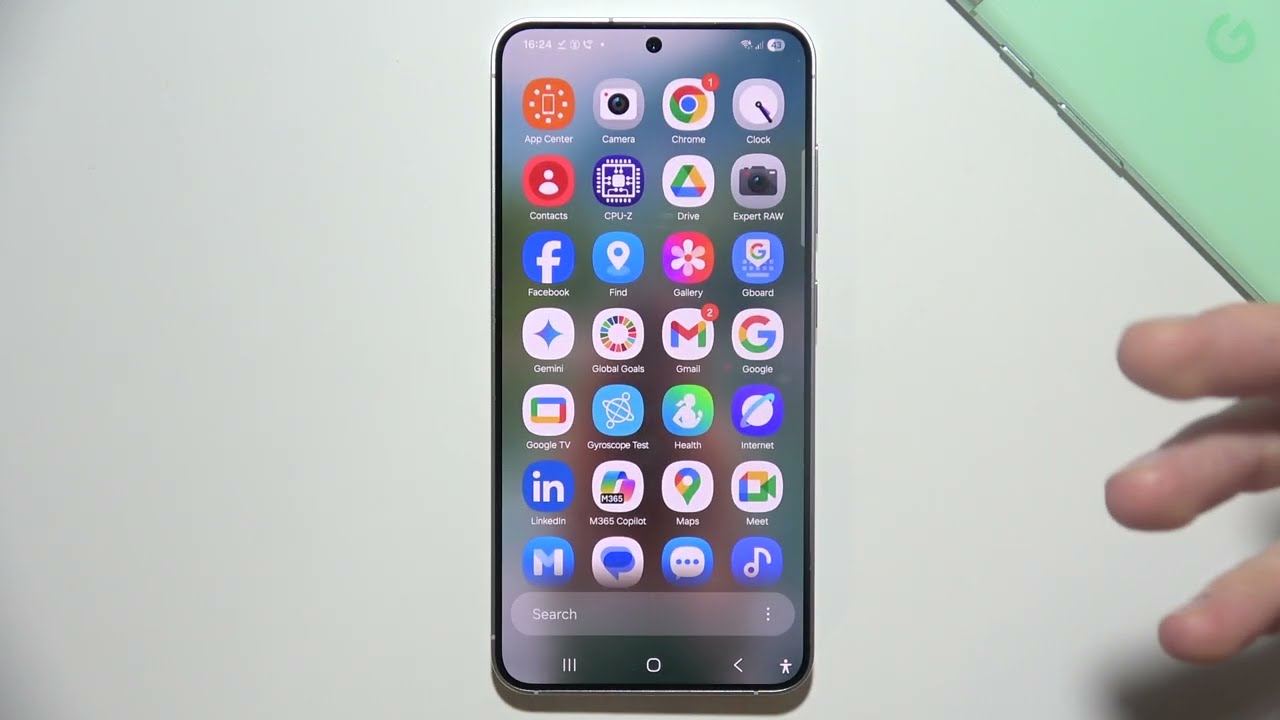 Samsung S25: How to Switch Gemini to Google Assistant