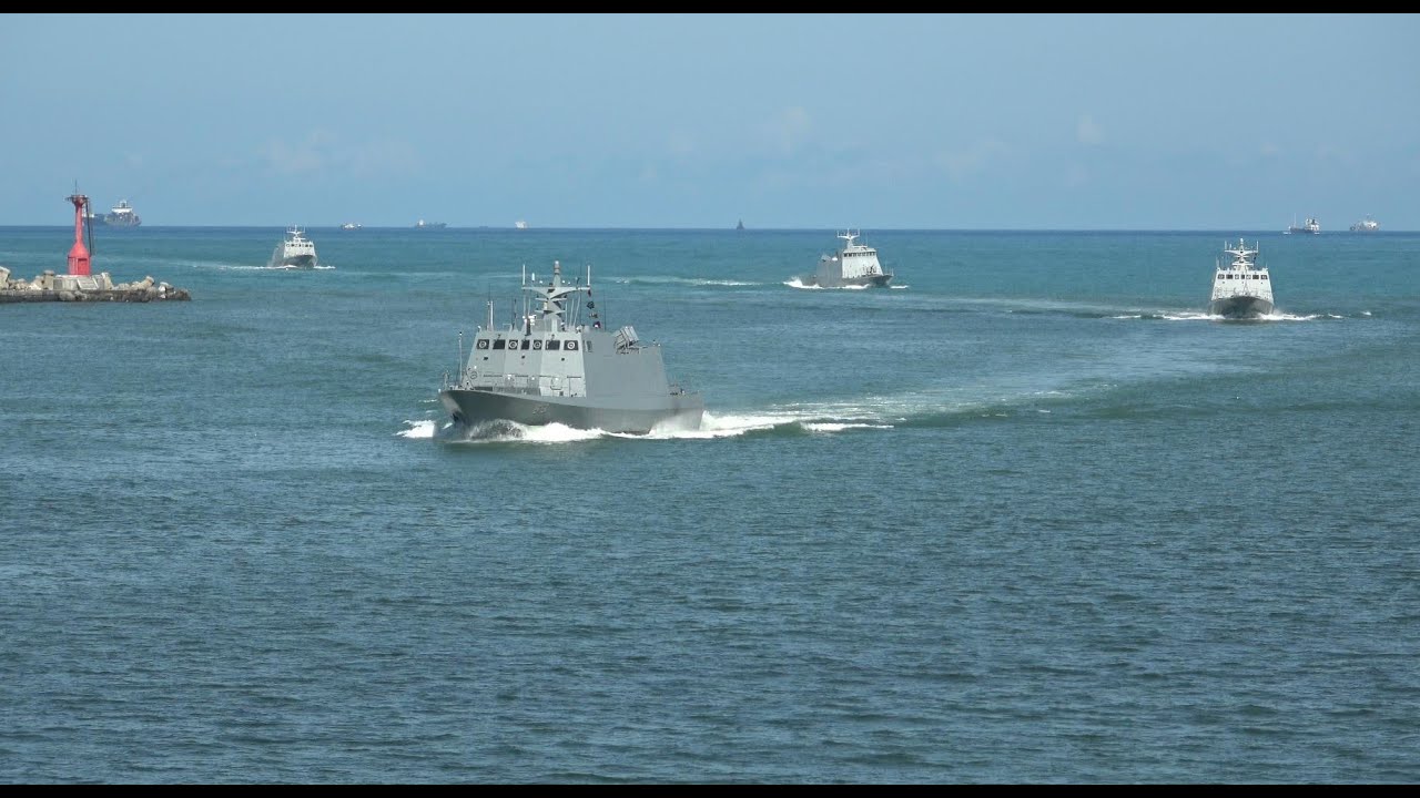 【海軍艦艇】狼群出沒 光華六號飛彈快艇 進港