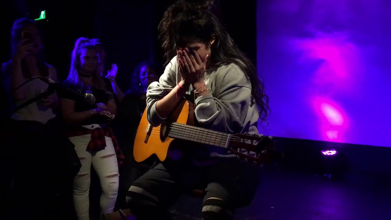 Jessie Reyez - Figures (live in London)