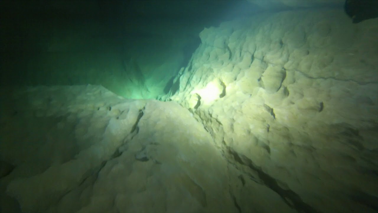 SPELEO DIVING IN LOT-DORDOGNE FRANCE