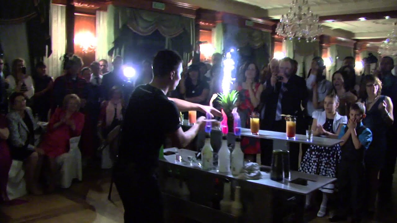 Bartenders. Wedding. Show TIME