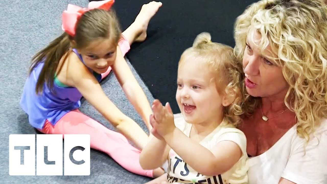 Блейк демонстрирует свои гимнастические навыки | Outdaughtered