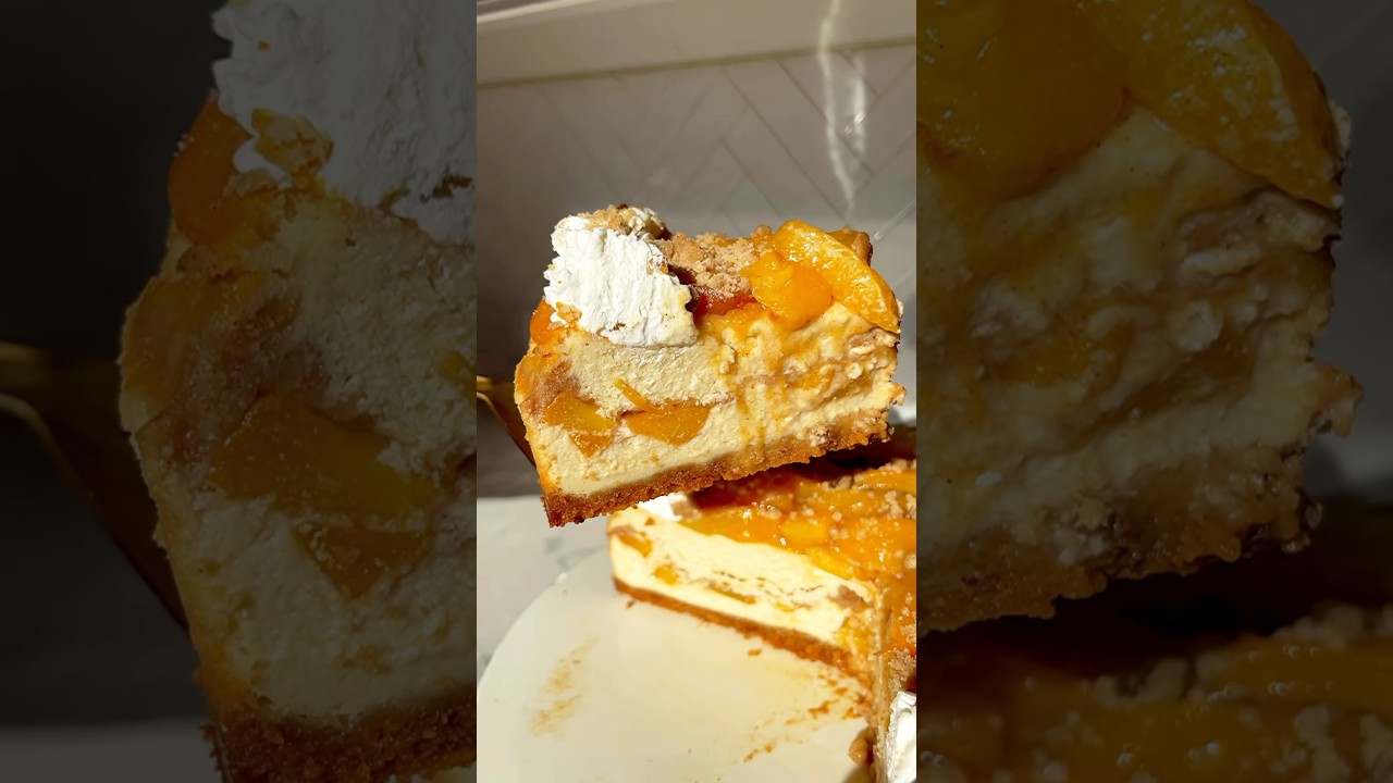 Peach Cobbler Cheesecake at Grandbaby-Cakes.com #peachcobbler #cheesecake #grandbabycakes