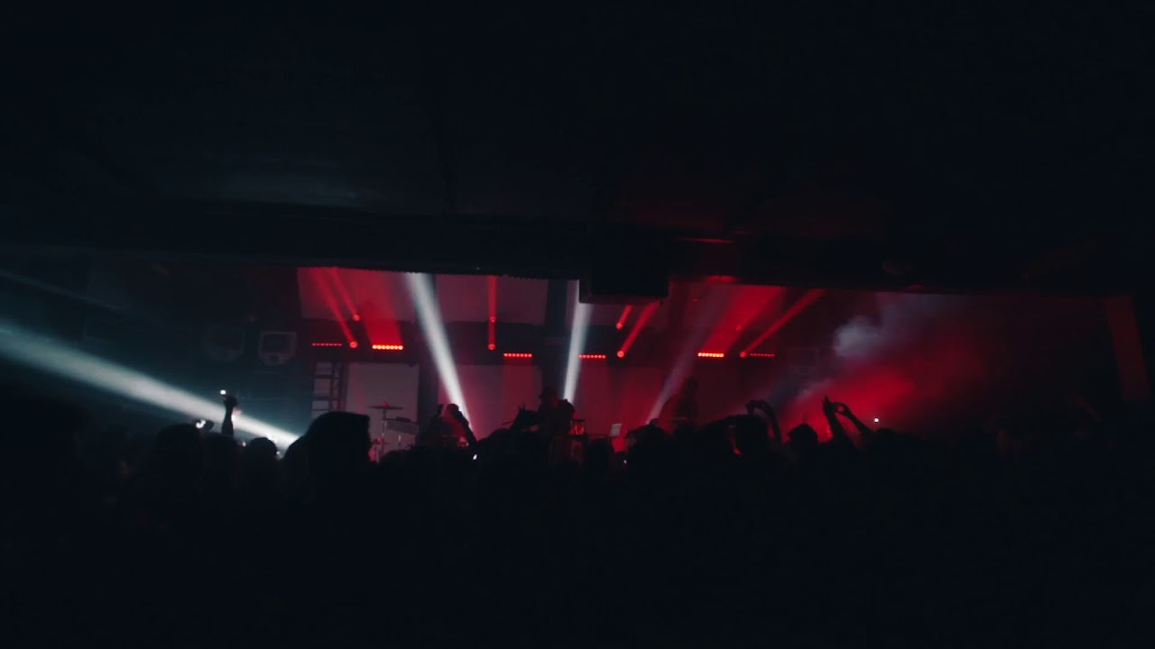 Keys N Krates - Treat Me Right (Live)