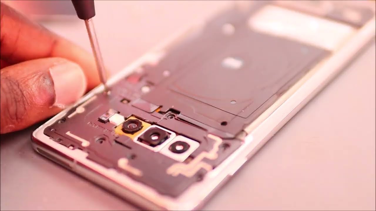 Samsung S10 plus won't turn on but vibrates- Samsung s10 won't turn on fix