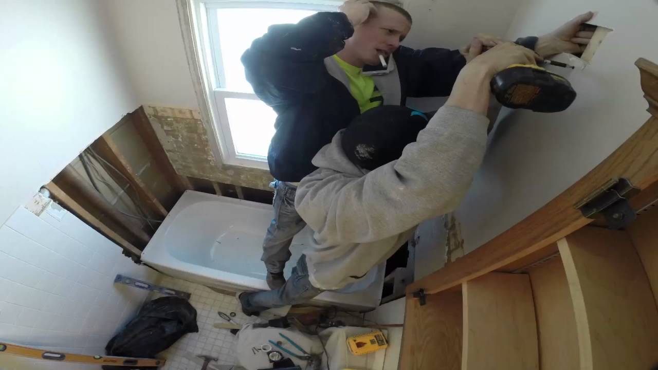 Time Lapse of a Bath Planet Remodel