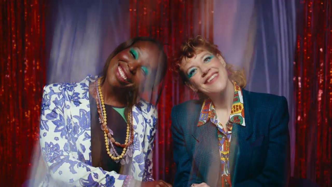 Tune-Yards - How Big Is The Rainbow (Official Video)