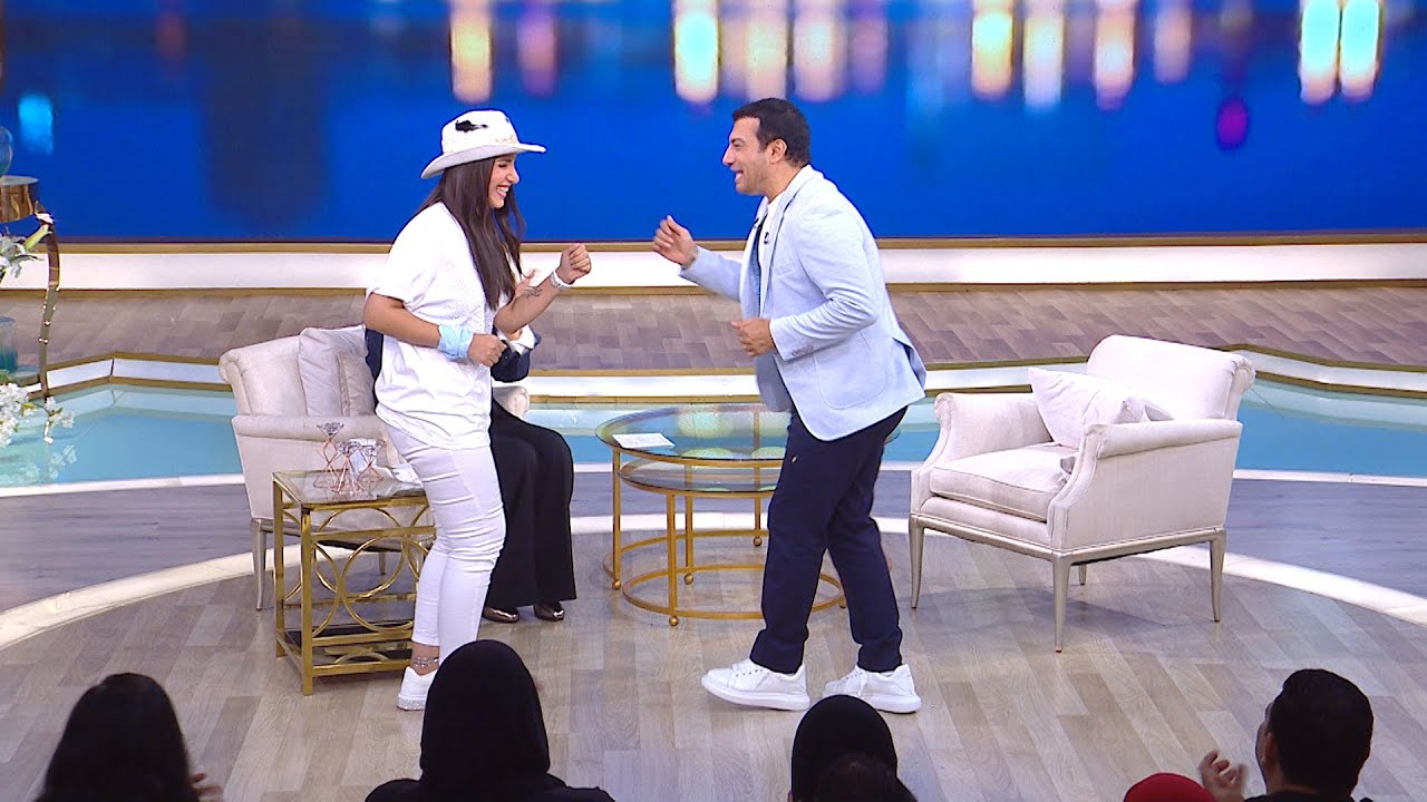 هتموت من الضحك - حكمنا على ايهاب توفيق يمثل كليب  داني  في الاستوديو 😂
