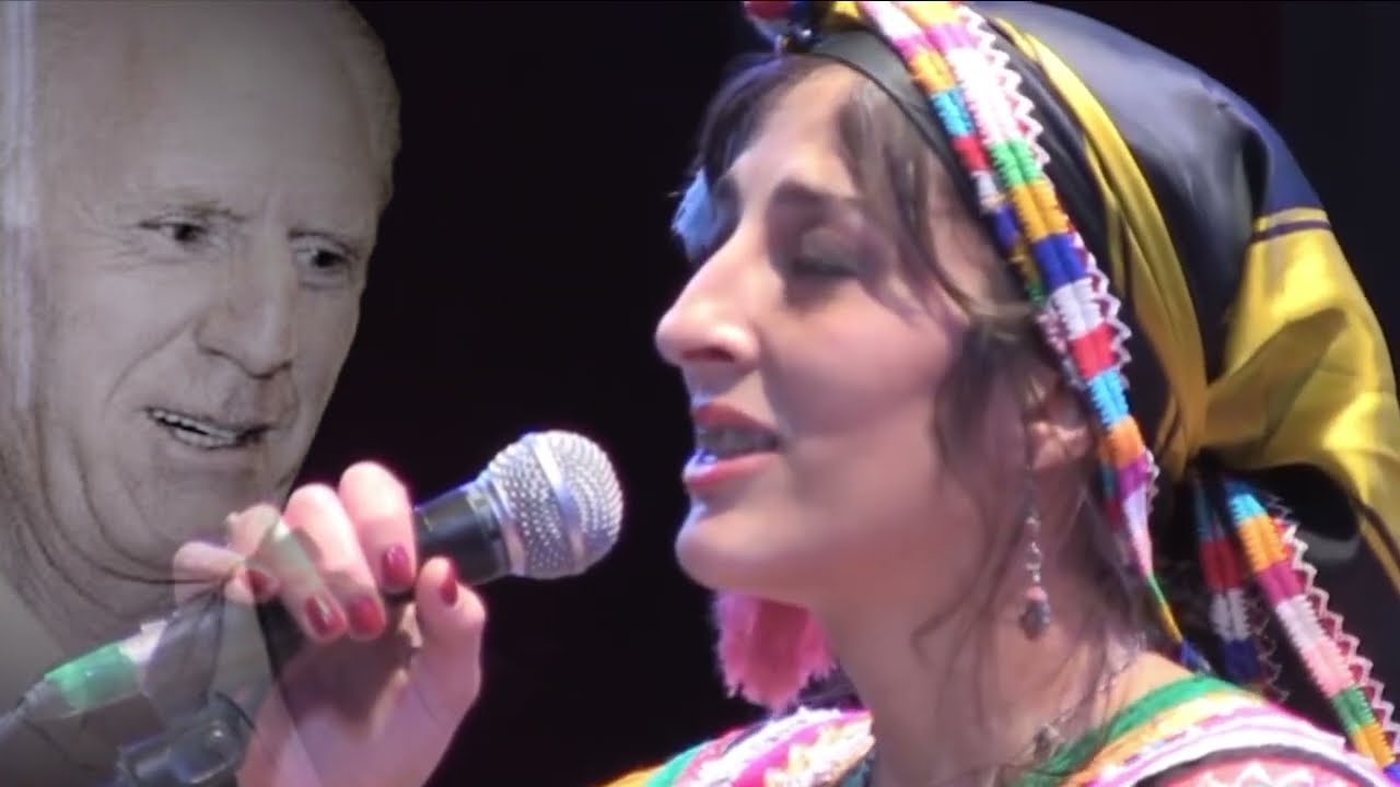 Liwz Ait Chalal rend un hommage à Hassen Abassi à la maison de culture de Tizi ouzou